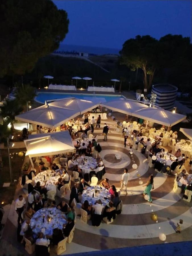 Hotel Perrozzi Vasto Kültér fotó