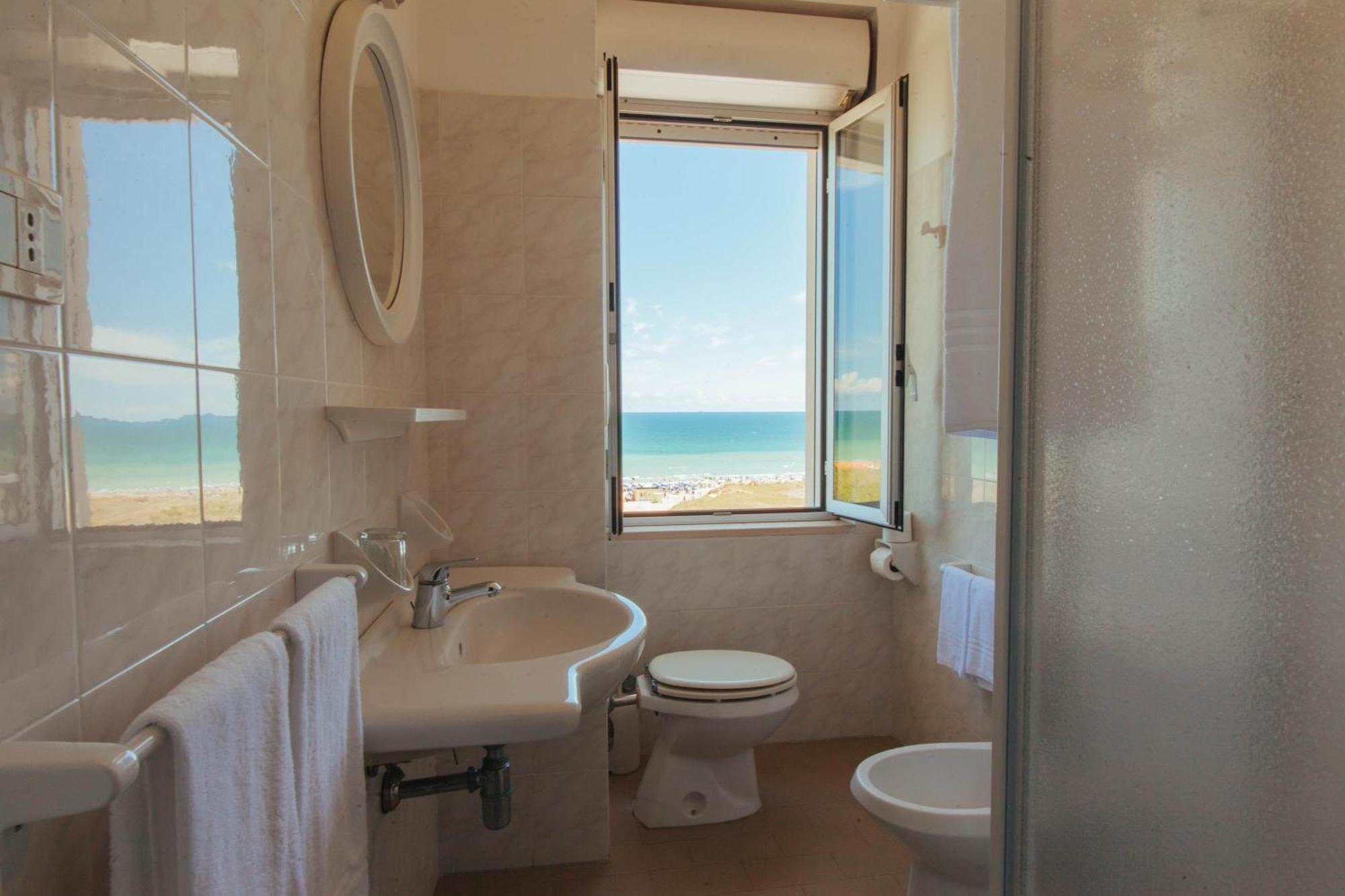 Hotel Perrozzi Vasto Szoba fotó