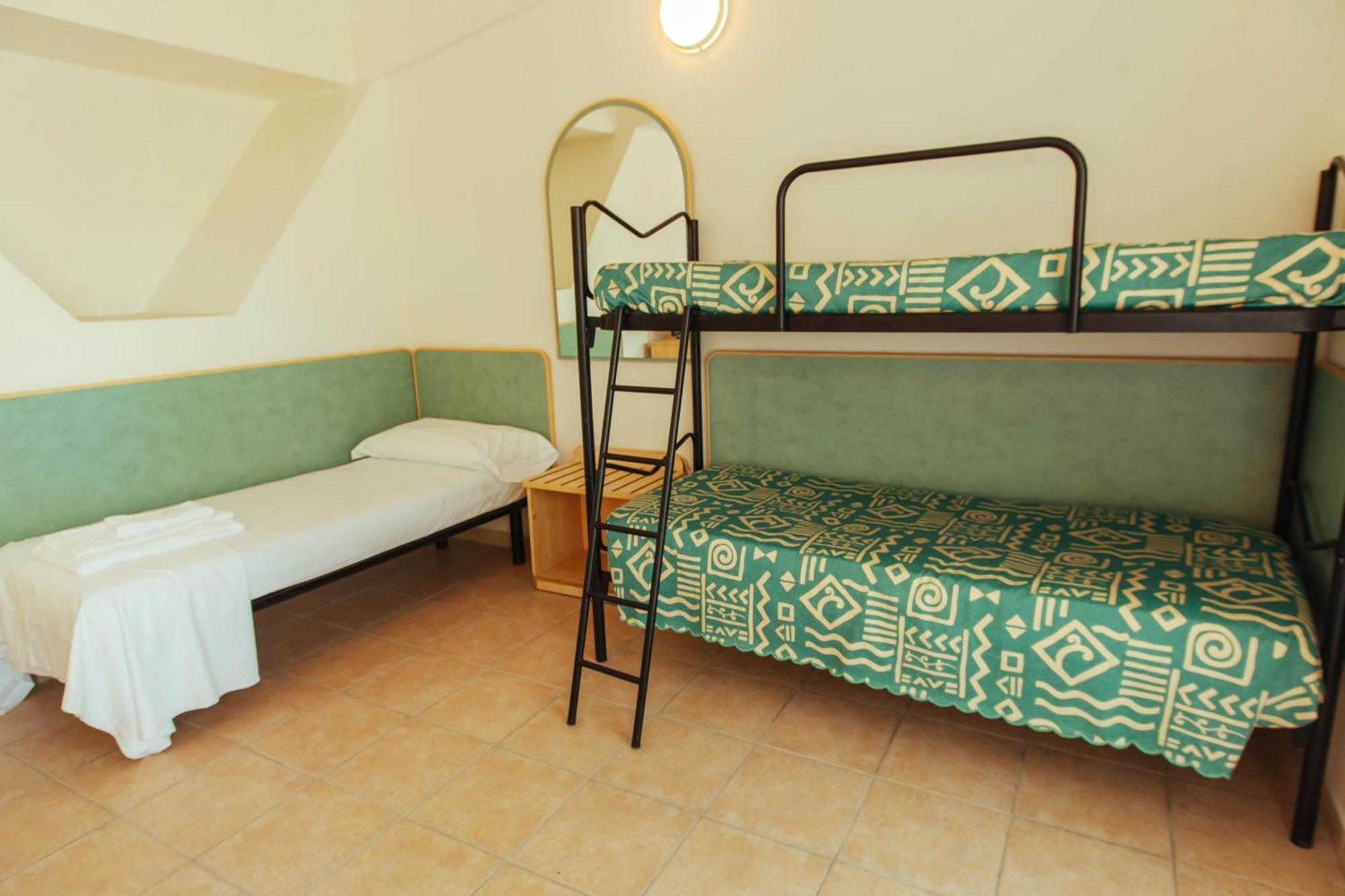 Hotel Perrozzi Vasto Szoba fotó